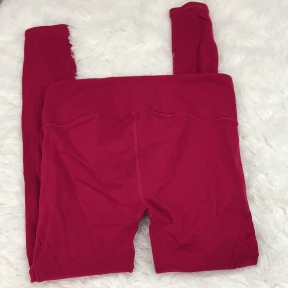 Lululemon Reveal Tight Interconnect 25.5" Ruby Red - Picture 5 of 10
